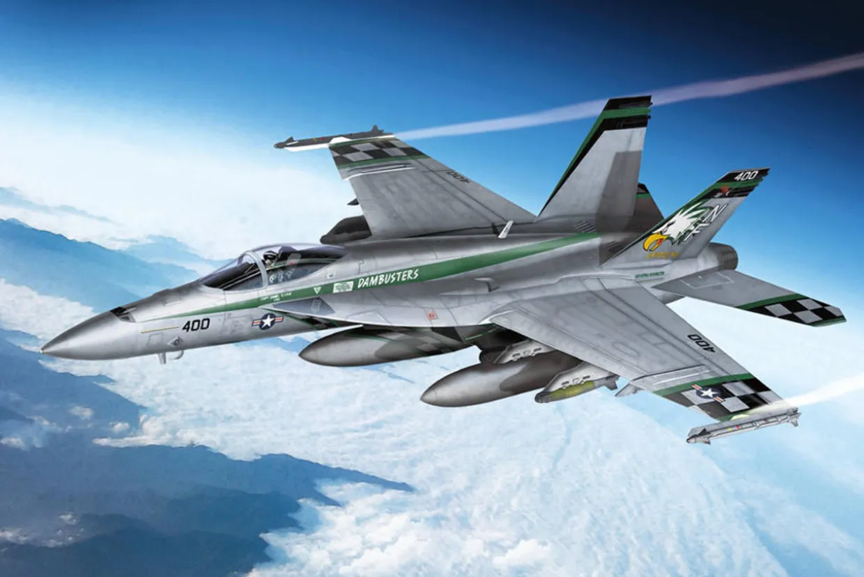 Academy 1/72 Boeing F/A-18E Super Hornet Chippy Ho Model Kit