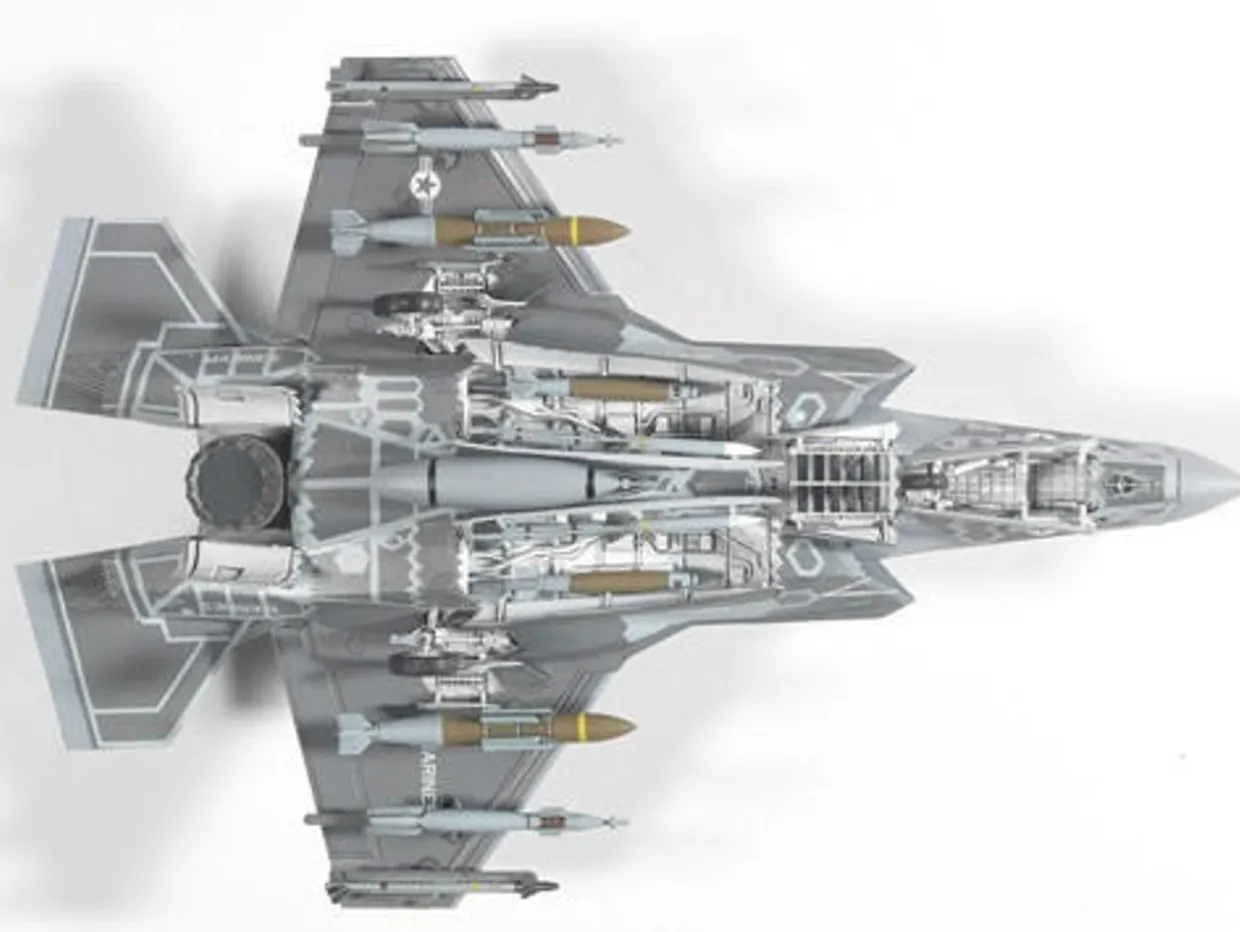 Academy 1/72 Lockheed Martin F-35B Lightning II USMC VMFA-121 Green Knights