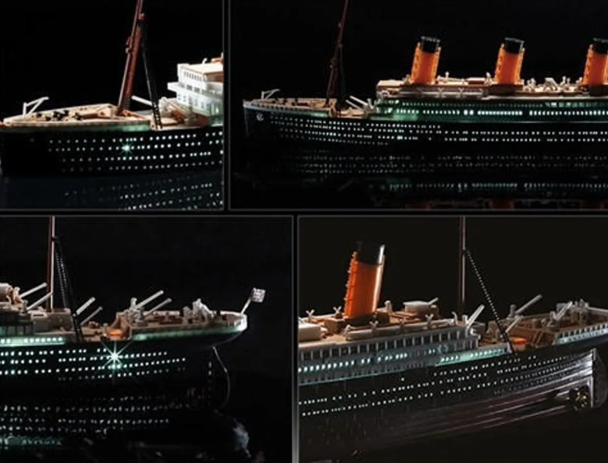 Academy 1/700 RMS Titanic with LED Lighting Set