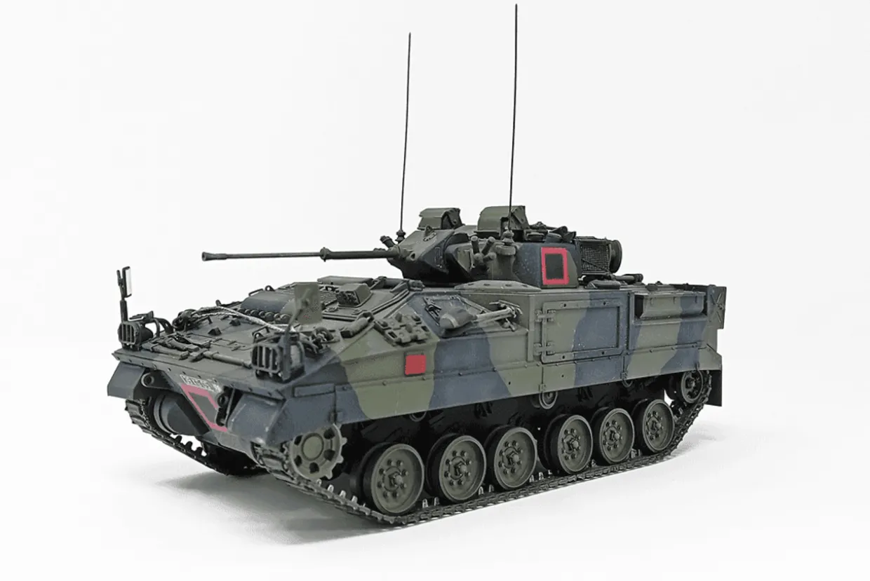 Adventures In Plastic 1/35 Warrior IFV British Army