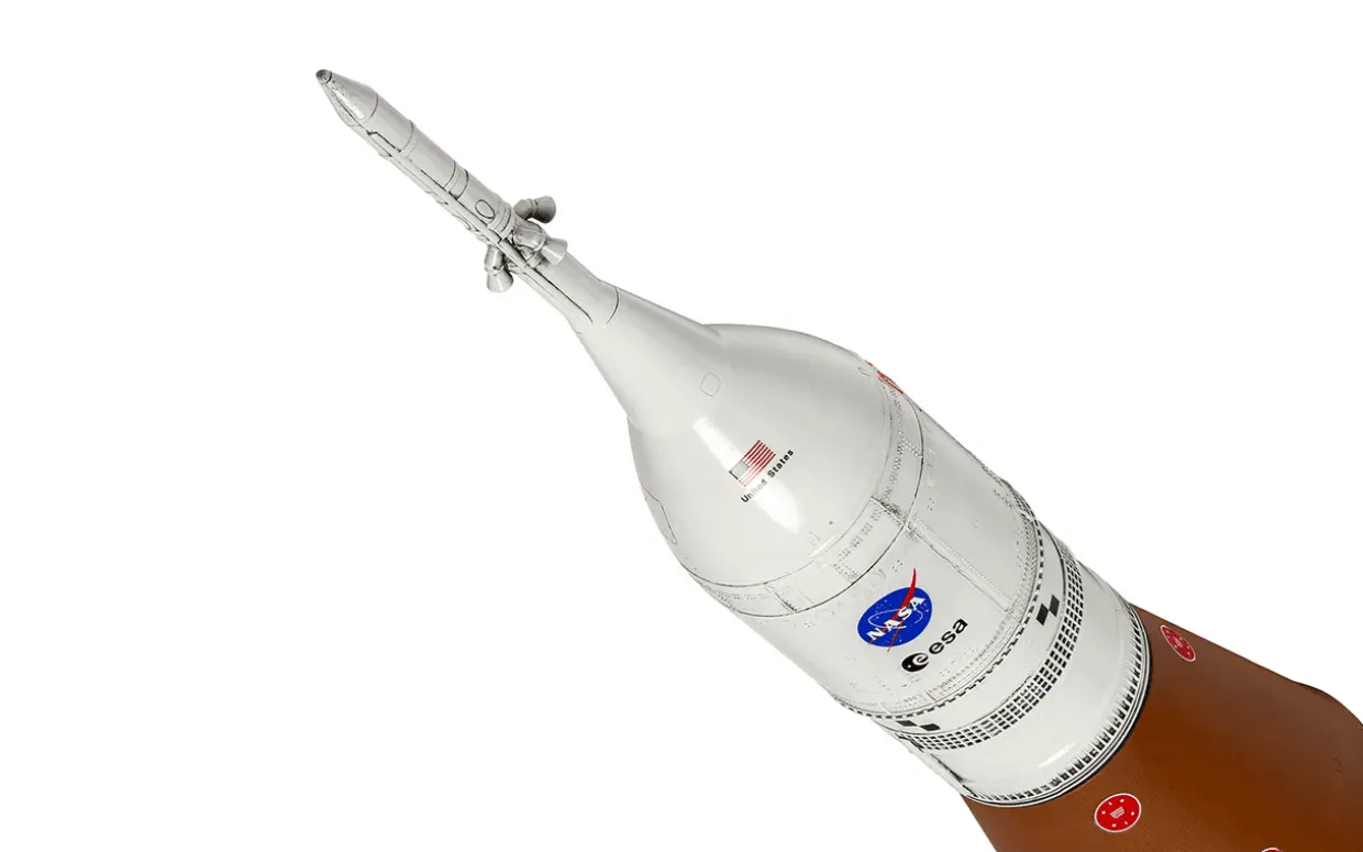 Airfix 1/144 SLS Artemis Rocket Gift Set