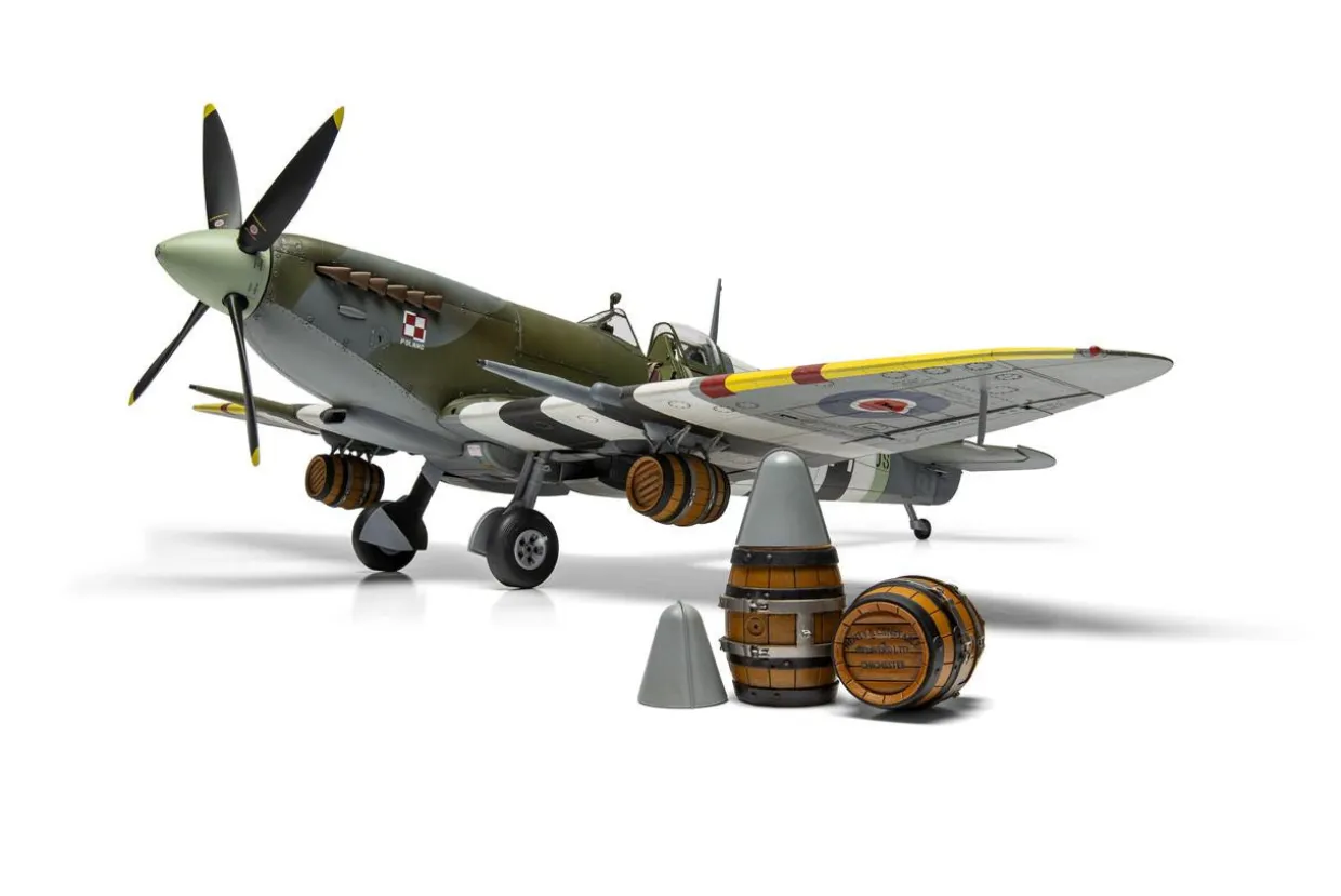 Airfix 1/24 Supermarine Spitfire Mk.IXc Flying Dray Model Kit