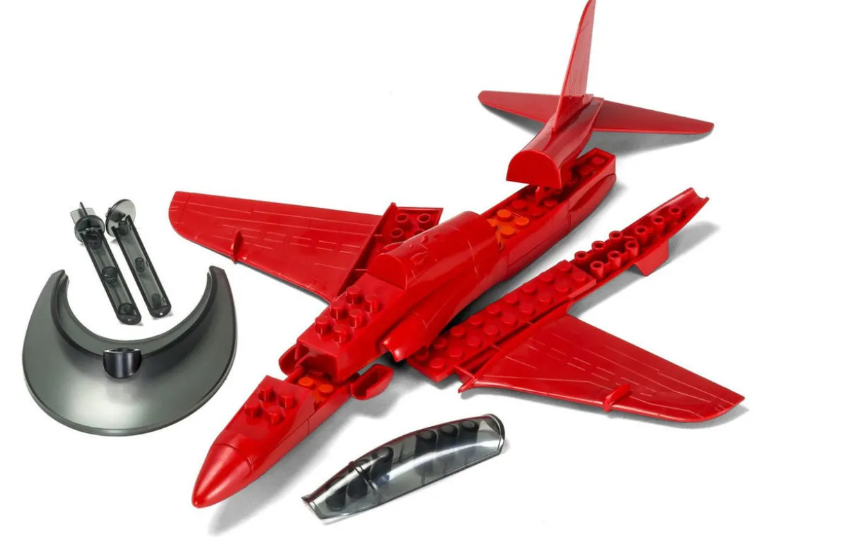 Airfix Quick Build BAE Hawk Red Arrows