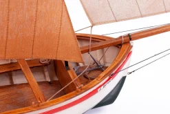 Billings Models 1/30 Le Bayard Wooden Ship Kit