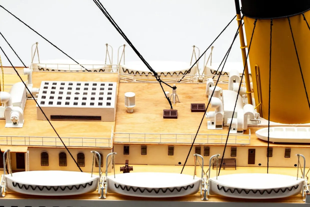 Billings Models 1/144 RMS Titanic Wooden Ship Model