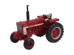 Britains 1/32 Case International Harvester Farmall 1066 Diecast Model