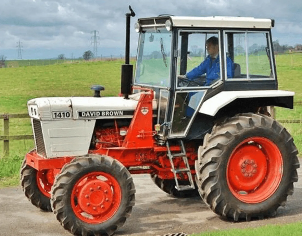 Britains 1/32 David Brown 1410 4WD Tractor