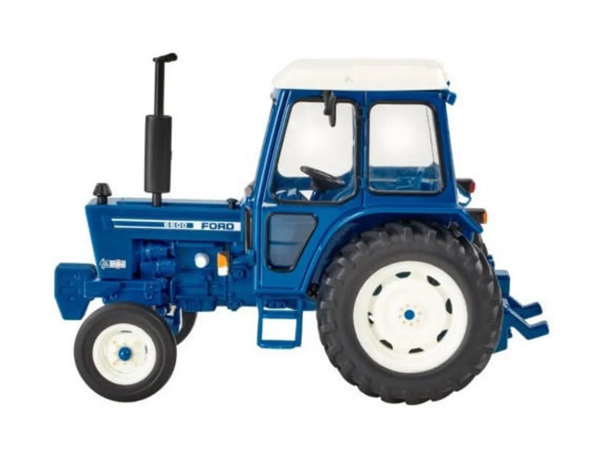 Britains 1/32 Ford 6600 Diecast Model