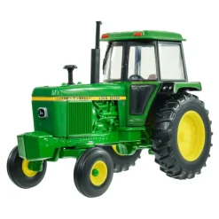 Britains 1/32 John Deere 4240