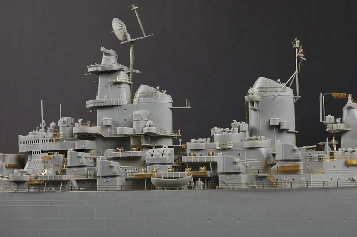 Hobby Boss 1/350 USS Missouri BB-63
