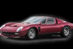 Italeri 1/24 Lamborghini Miura Jota SVJ