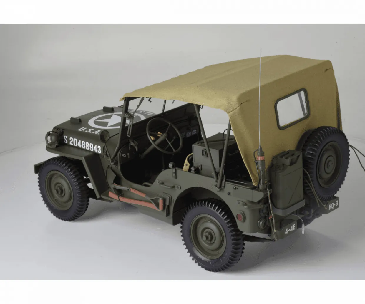 IXO 1/8 Willys Jeep with Trailer and ATG