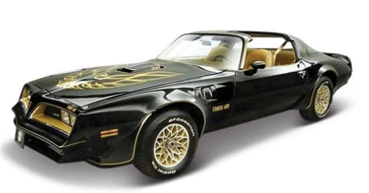 Maisto 1/18 1978 Pontiac Firebird Trans Am Diecast Model