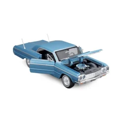 Maisto 1/24 Chevrolet Impala 1964 Diecast Model