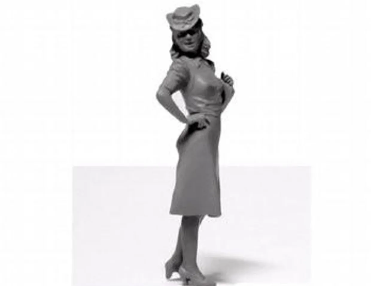 Master Box 1/35 Women of the World War II Era Model Figures