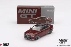 Mini GT 1/64 BMW i7 xDrive60 Aventurin (RHD)