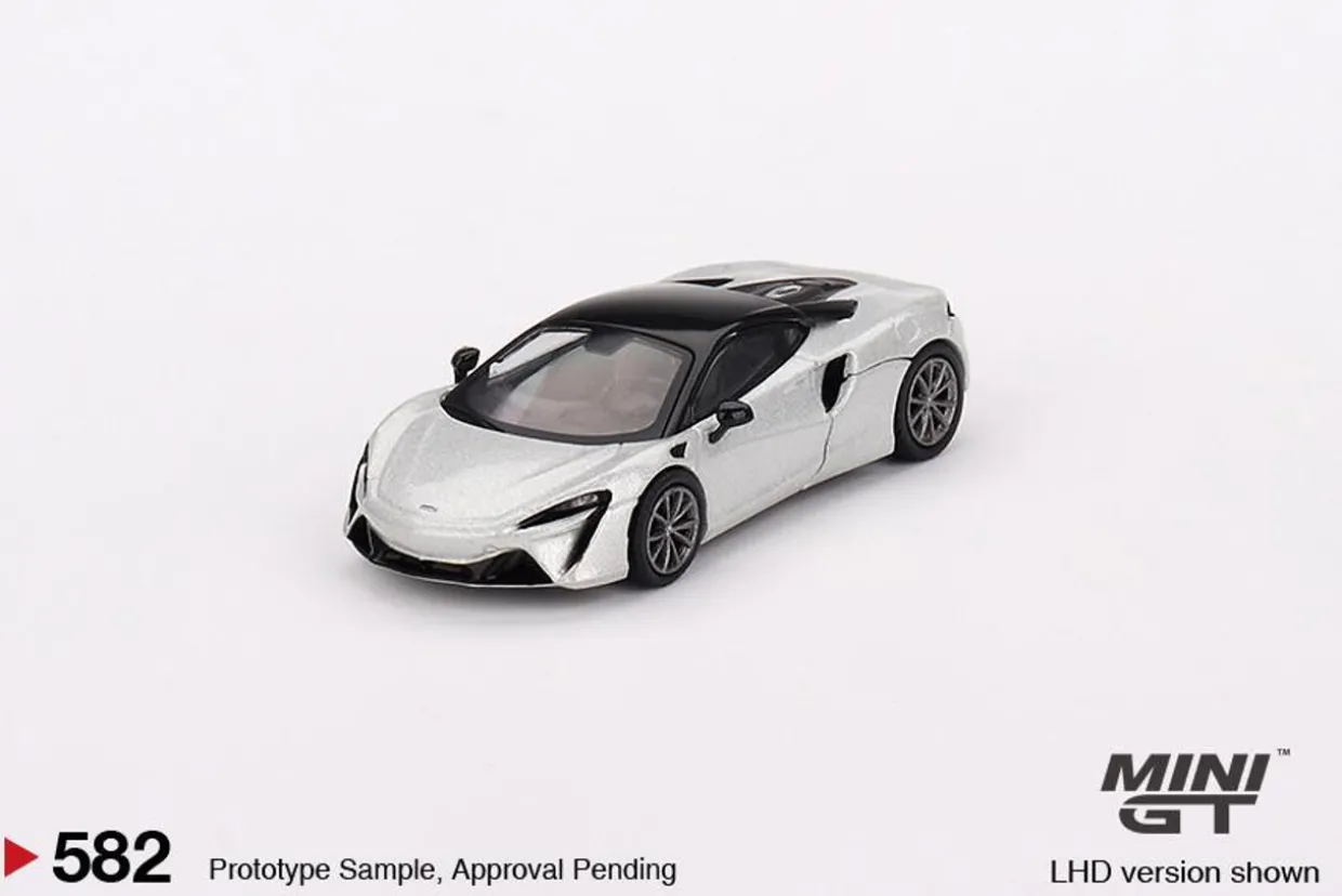 Mini GT 1/64 McLaren Artura Ice Silver