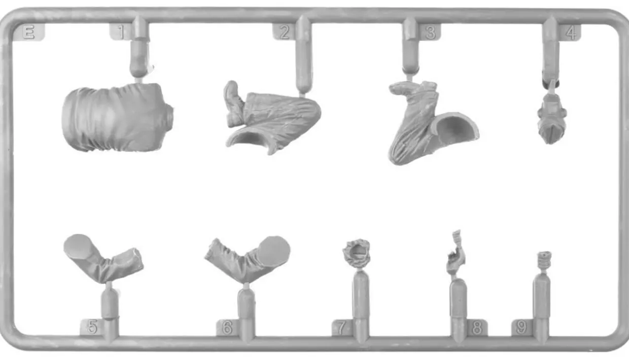 MiniArt 1/35 German Tankmen Painting Camo