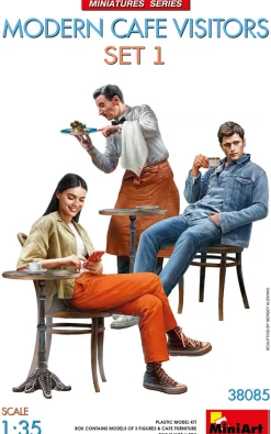 MiniArt 1/35 Modern Cafe Visitors