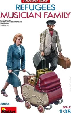 MiniArt 1/35 WWII Refugees - Musician Family