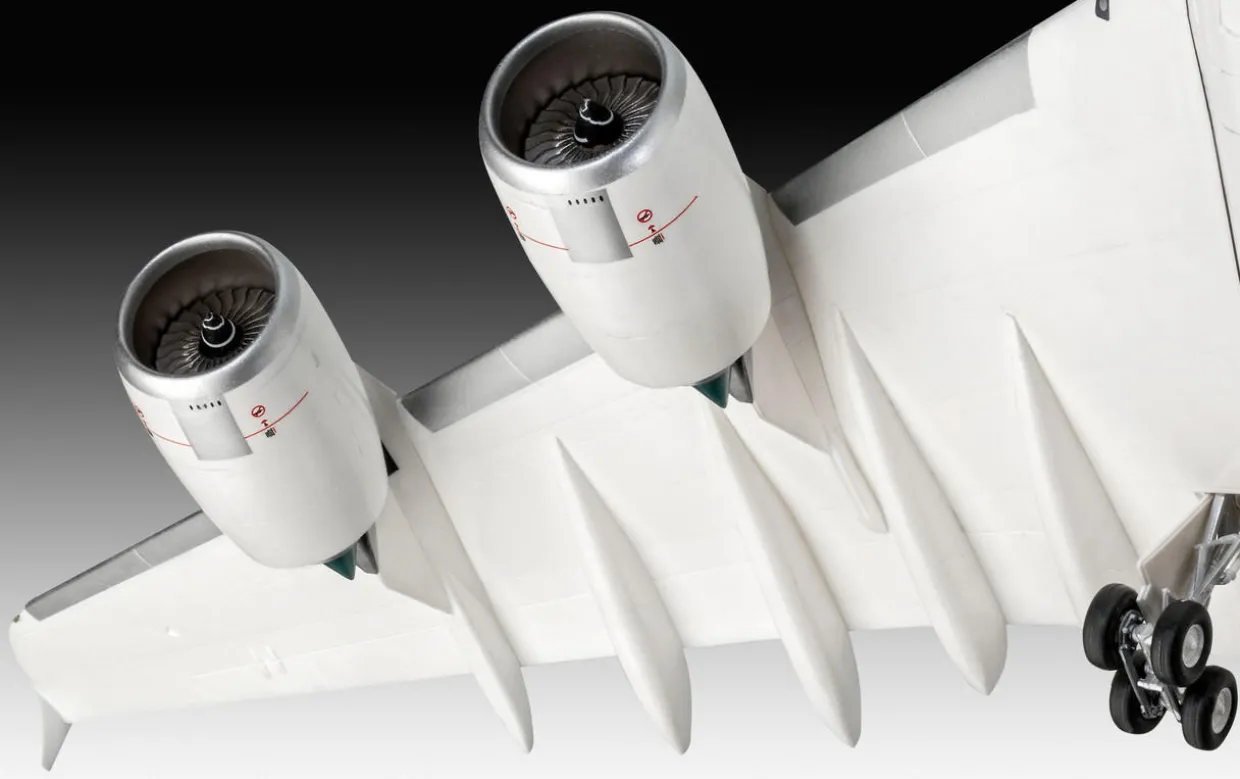 Revell 1/144 Airbus A380 Lufthansa (New Livery)