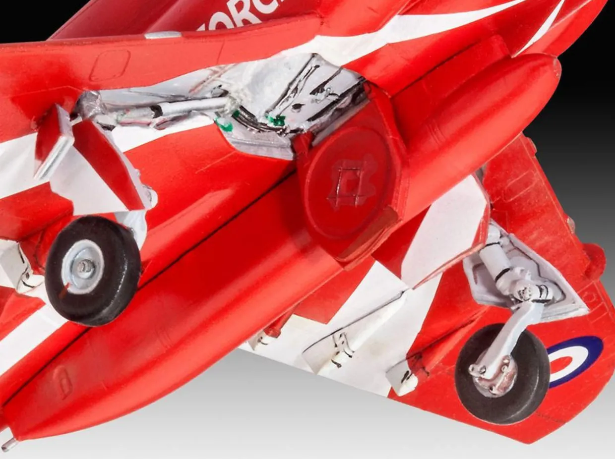 Revell 1/72 BAe Hawk T.1 Red Arrows