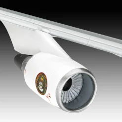 Revell 1/144 Boeing 747-8 Iron Maiden Ed Force One
