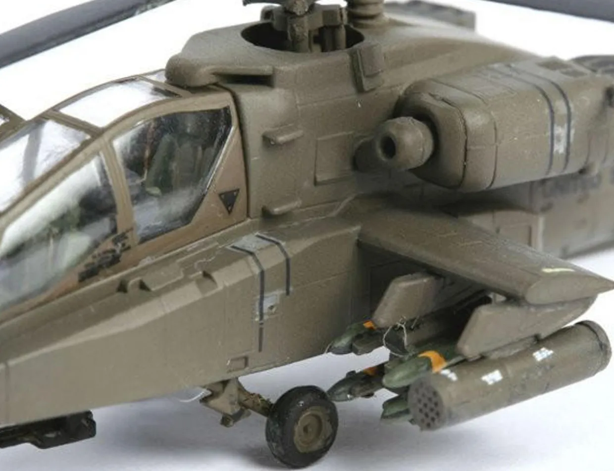 Revell 1/144 Boeing AH-64D Longbow Apache
