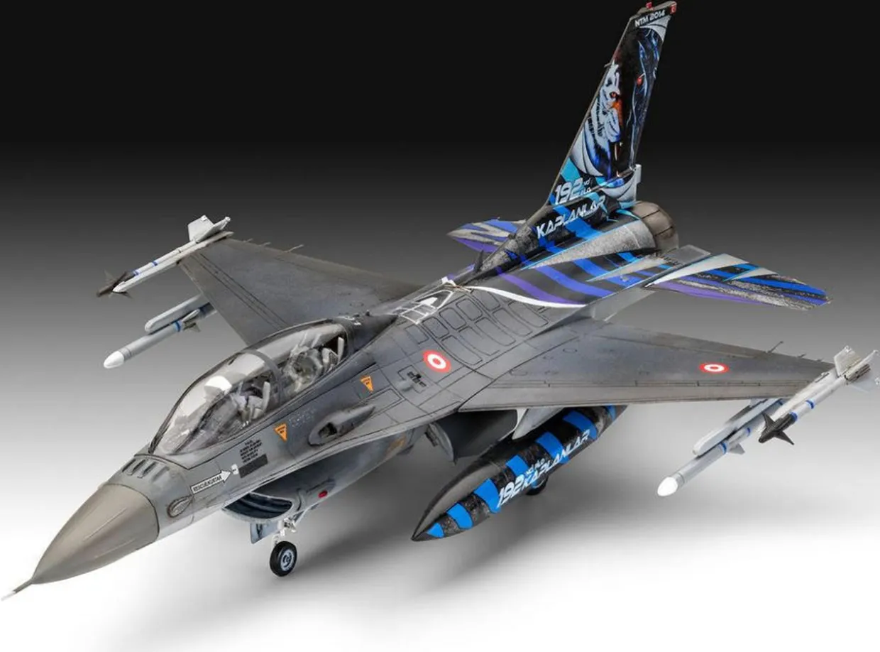 Revell 1/72 General Dynamics F-16D Fighting Falcon Tigermeet 2014