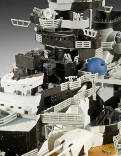 Revell 1/350 German Battleship Tirpitz