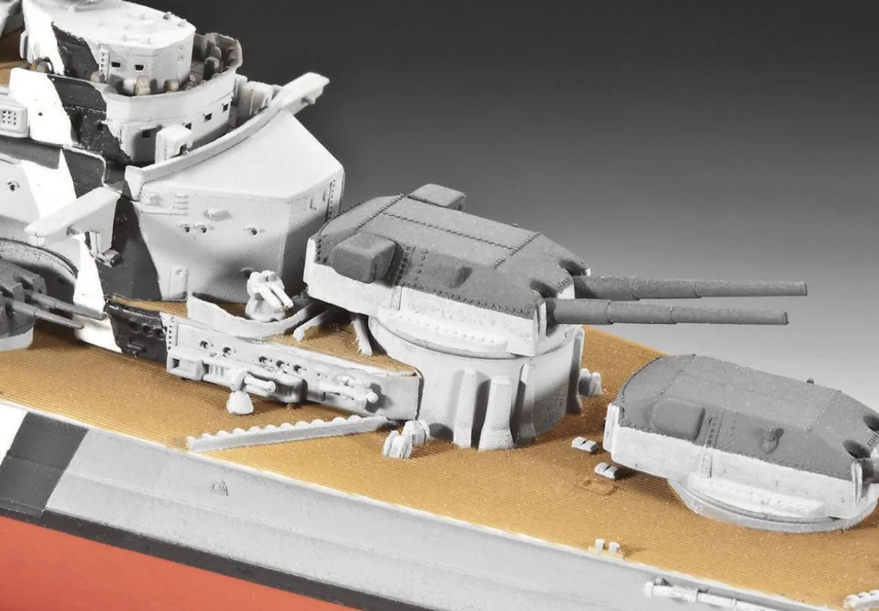 Revell 1/700 German Battleship Bismarck