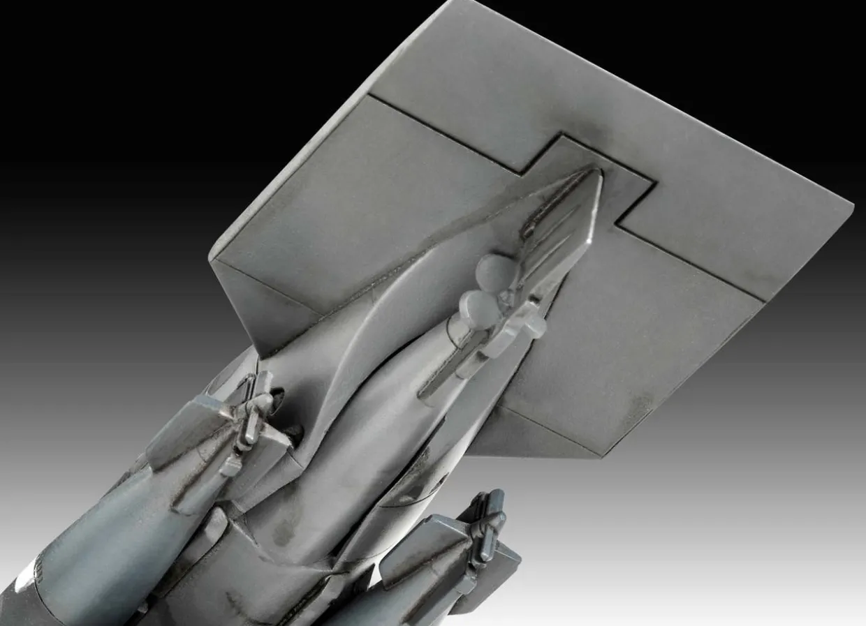 Revell 1/72 German Type Molch (Newt) Midget Submarine