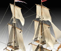 Revell 1/96 HMS Beagle Starter Set