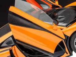 Revell 1/24 McLaren 570s