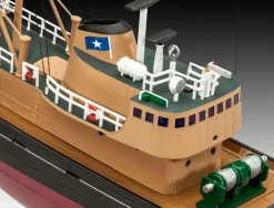 Revell 1/142 North Sea Trawler