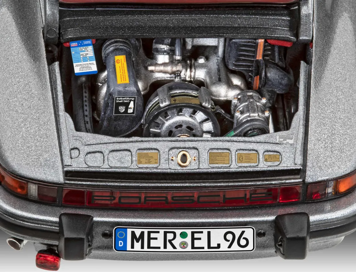 Revell 1/24 Porsche 911 Carrera 3.2 Coupe