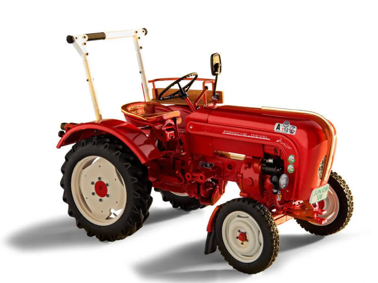 Revell 1/24 Porsche Junior 108 Farming Simulator Edition