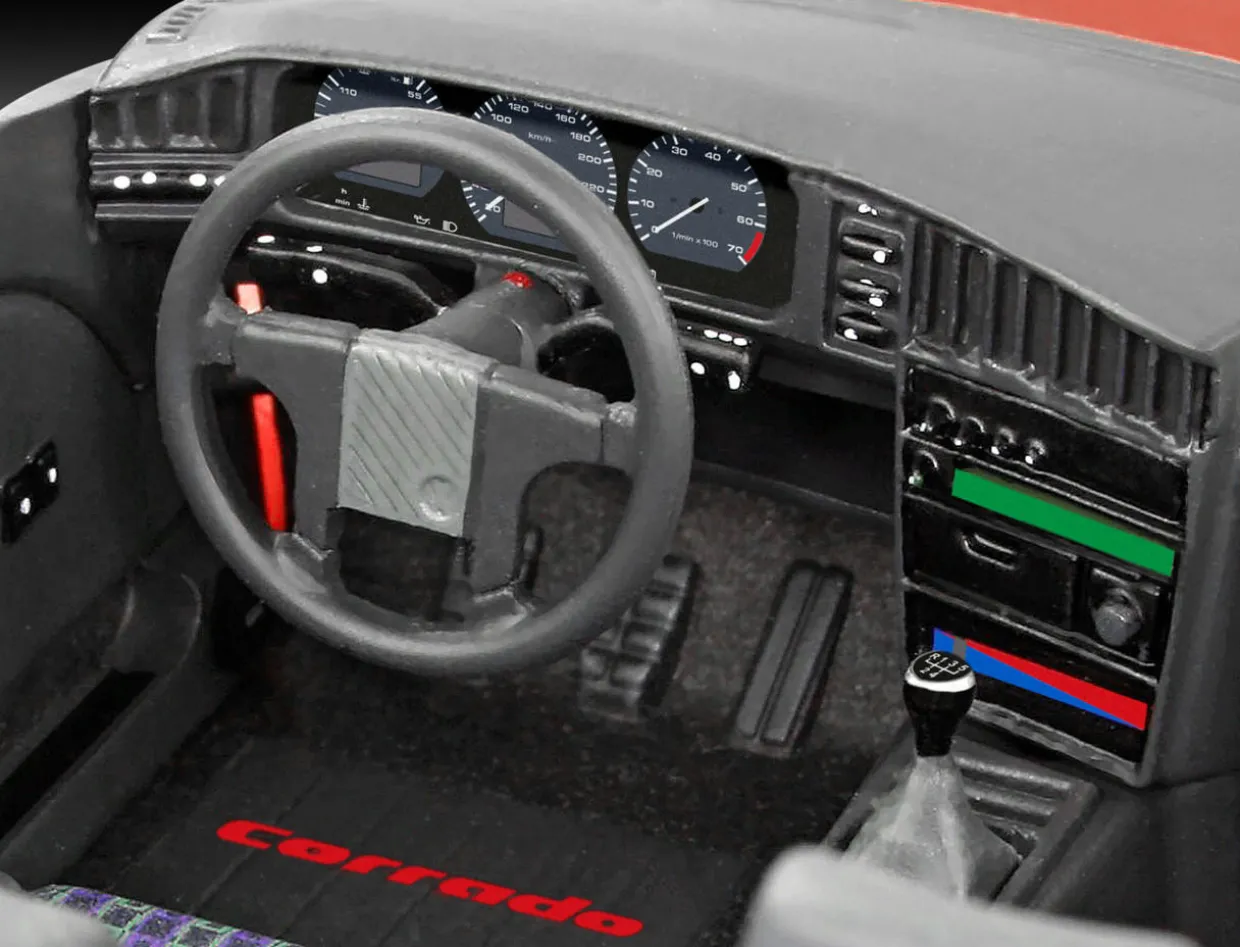 Revell 1/24 Volkswagen Corrado 35th Anniversary Gift Set