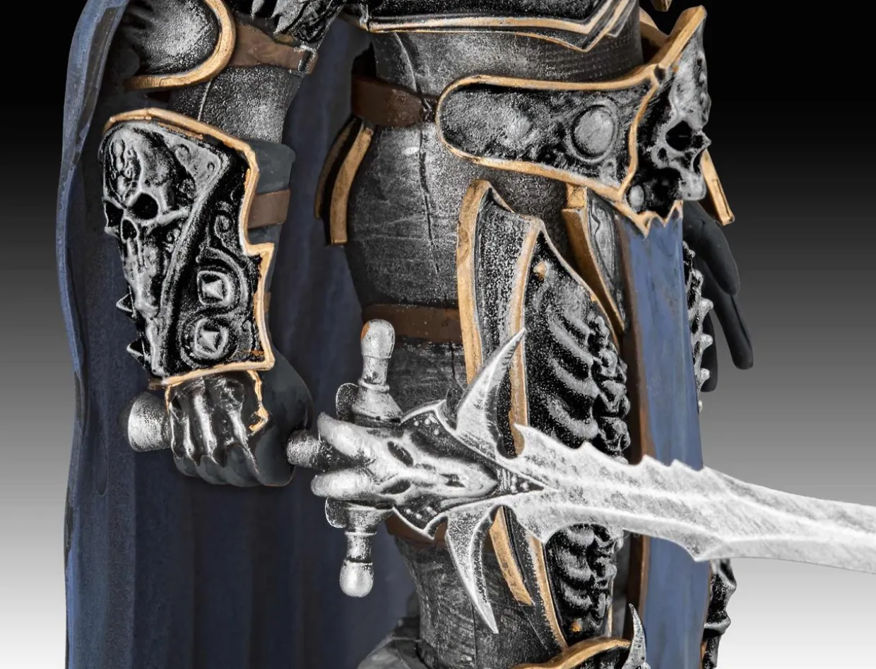 Revell 1/16 World of Warcraft - The Lich King Gift Set
