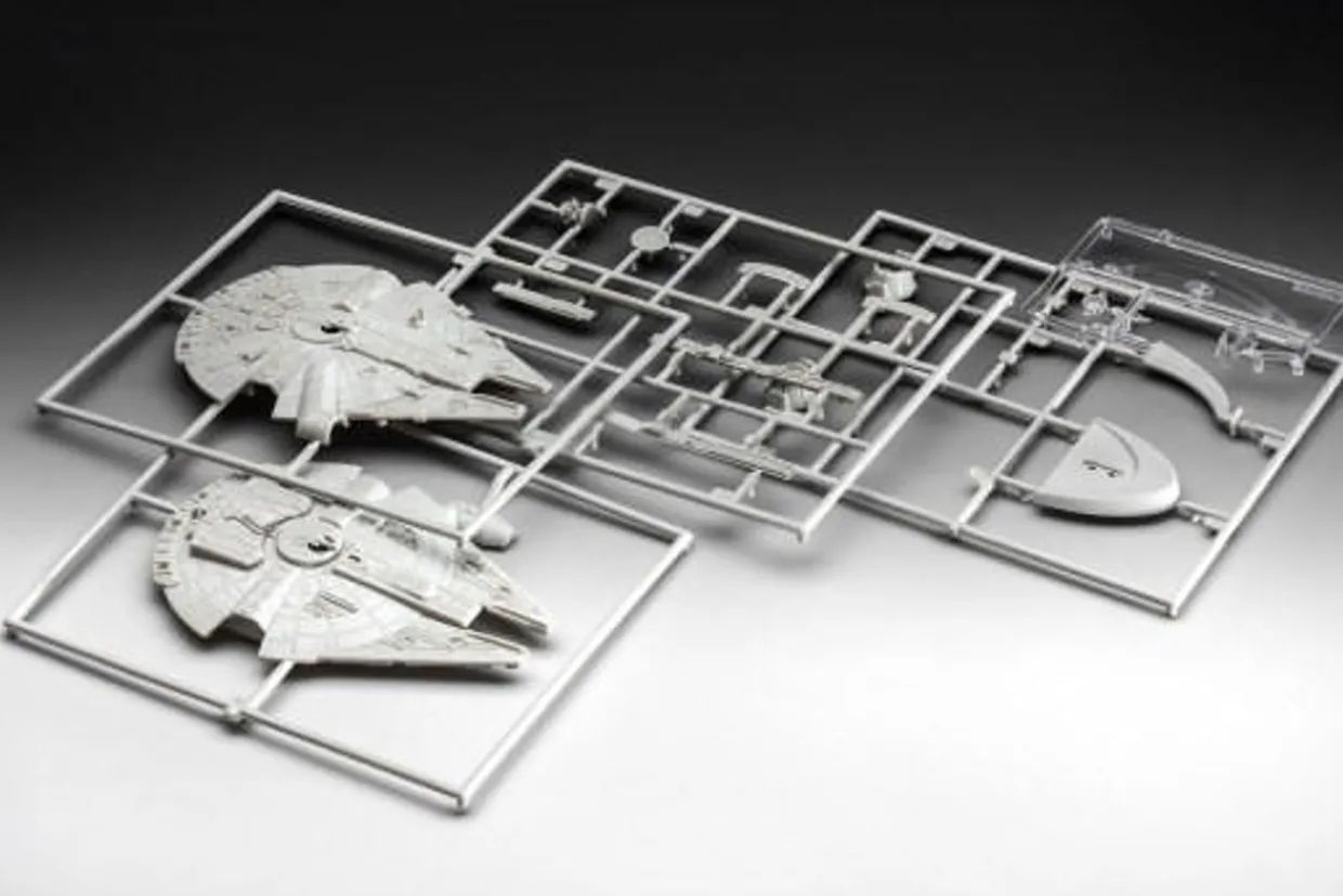 Revell Star Wars Millennium Falcon Starter Set