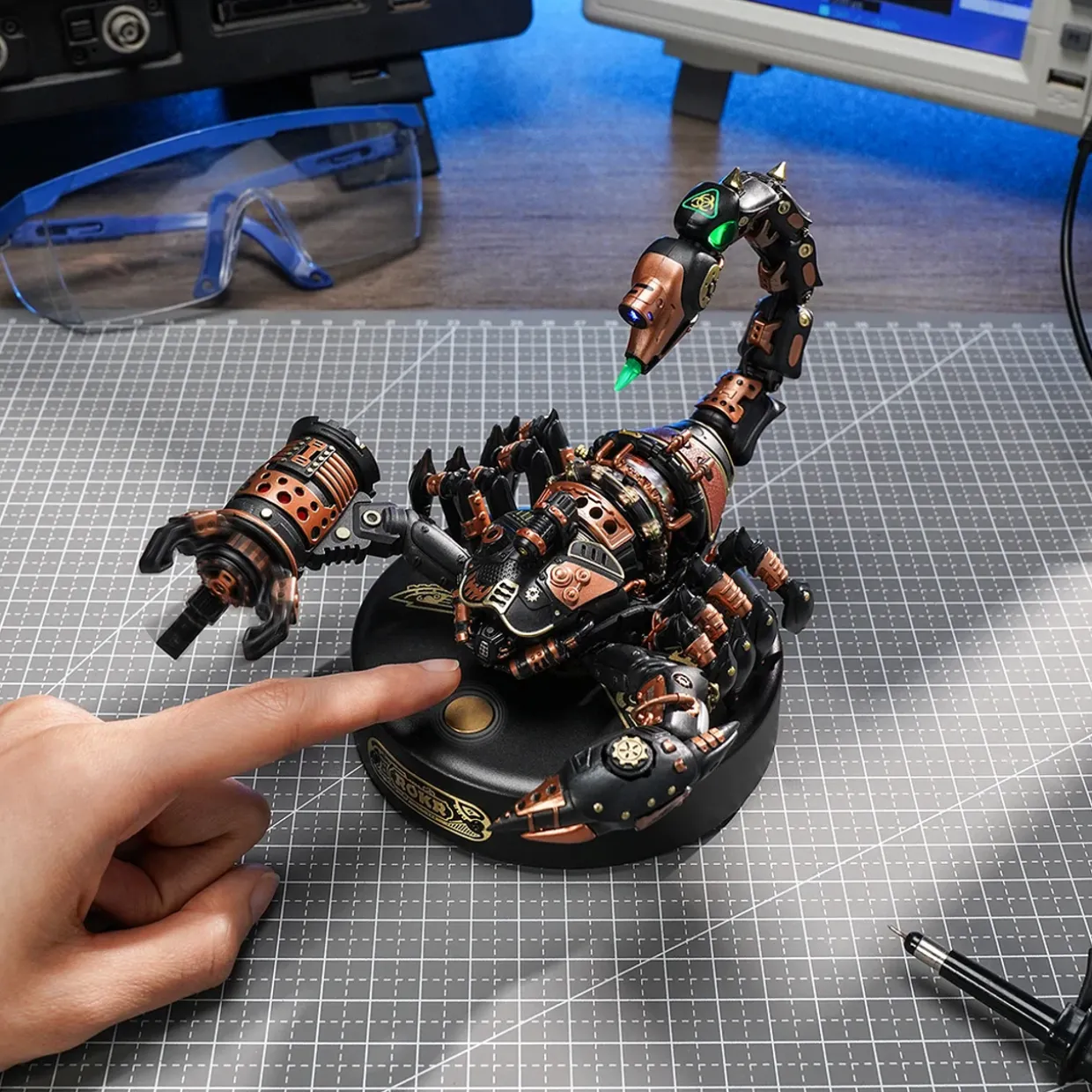 Rokr Emperor Scorpion Wooden 3D Puzzle Model Kit