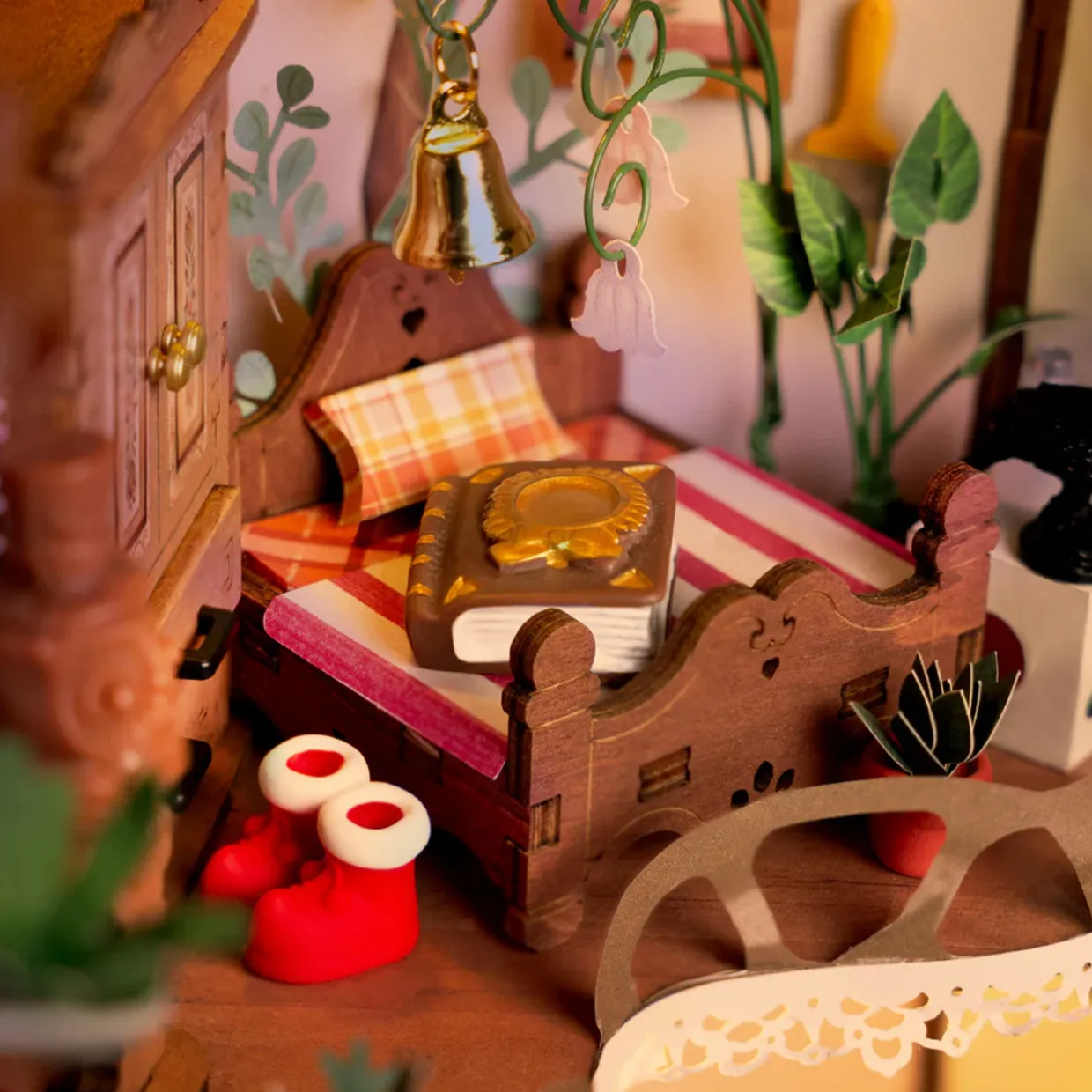 Rolife Fairytale Tree House Wooden Diorama Kit