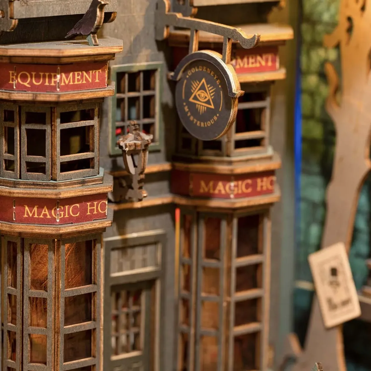 Rolife Magic House 3D Creative Bookend