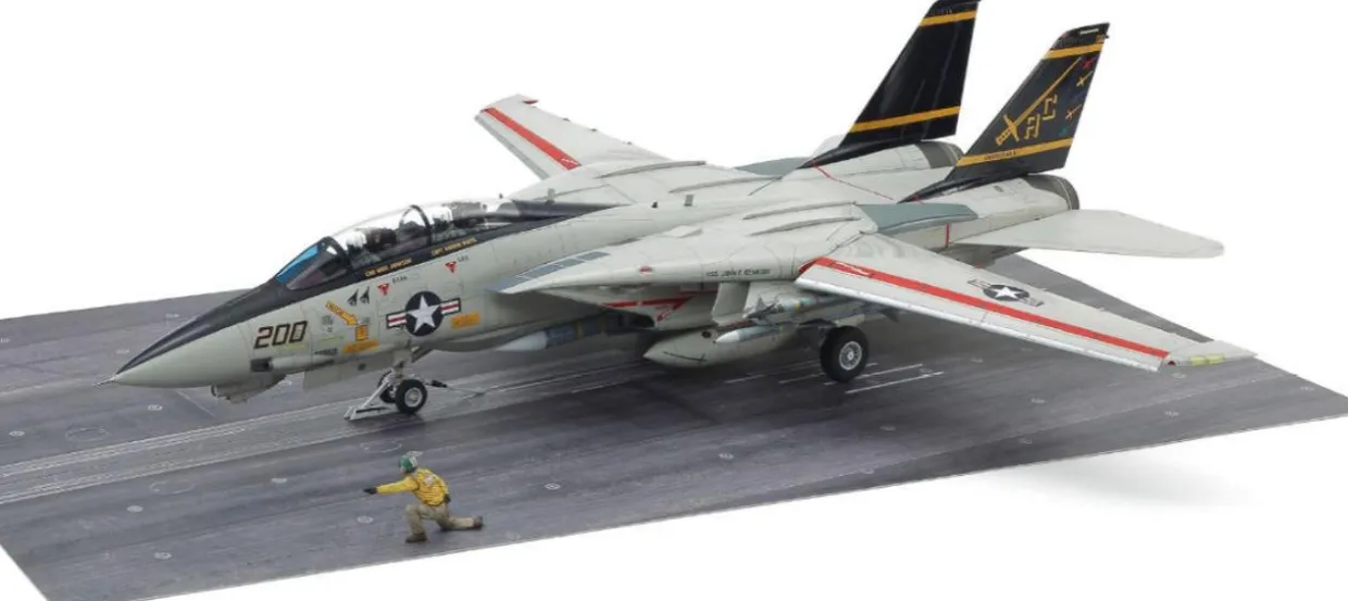 Tamiya 1/48 Grumman F-14A Tomcat Launch Diorama