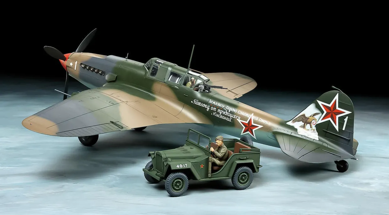 Tamiya 1/48 Ilyushin IL-2 Shturmovik & GAZ-67B Model kit