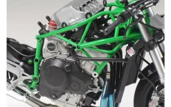 Tamiya 1/12 Kawasaki Ninja HR2 Model Kit