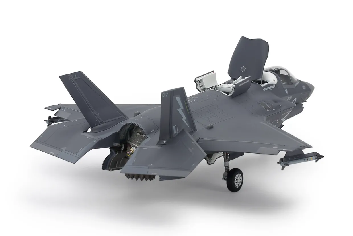 Tamiya 1/72 Lockheed Martin F-35B Lightning II