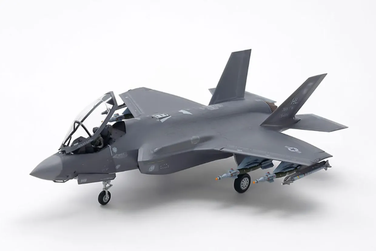 Tamiya 1/72 Lockheed Martin F-35A Lightning II
