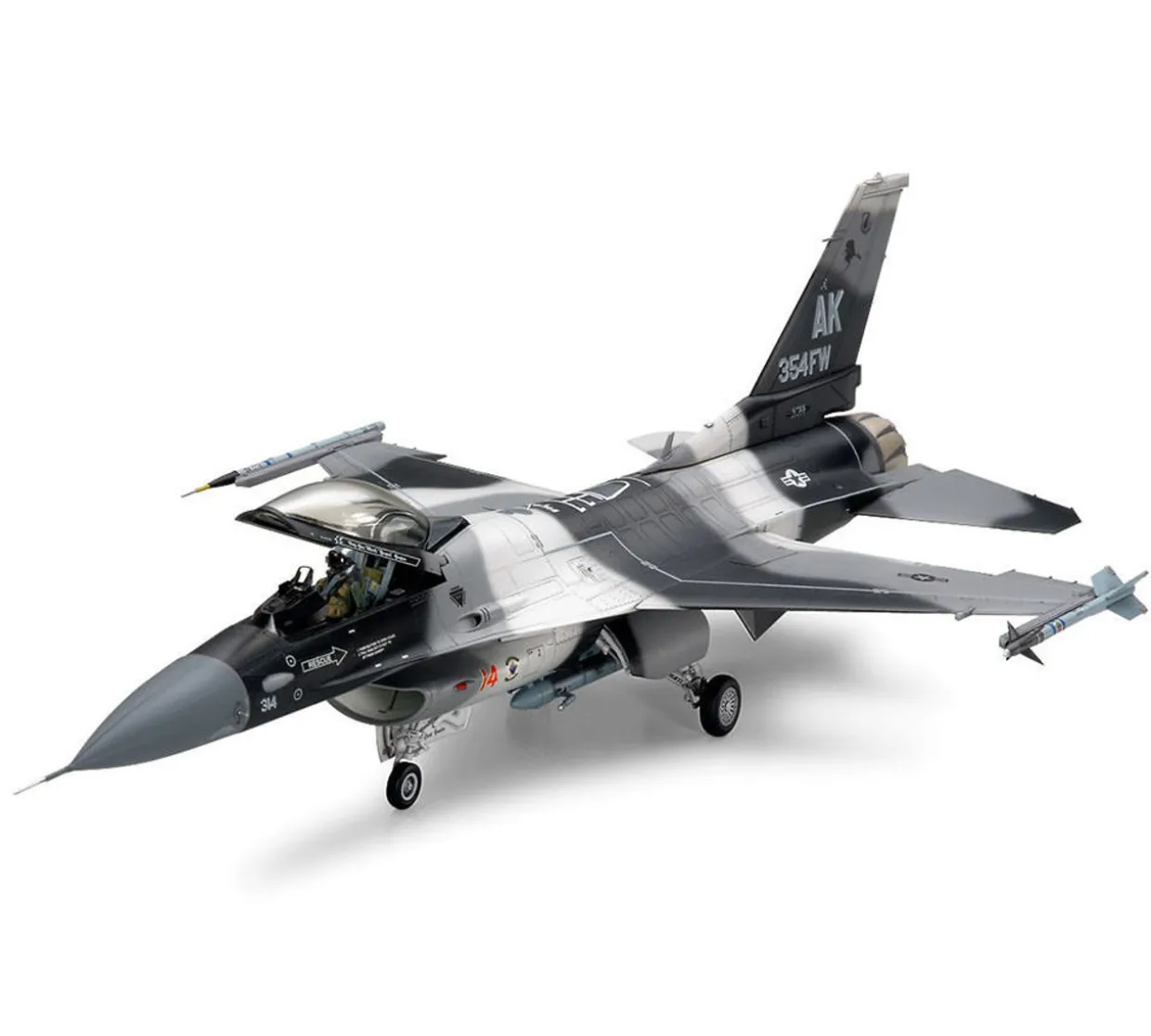 Tamiya 1/48 Lockheed Martin F-16C/N Aggressor/Adversary