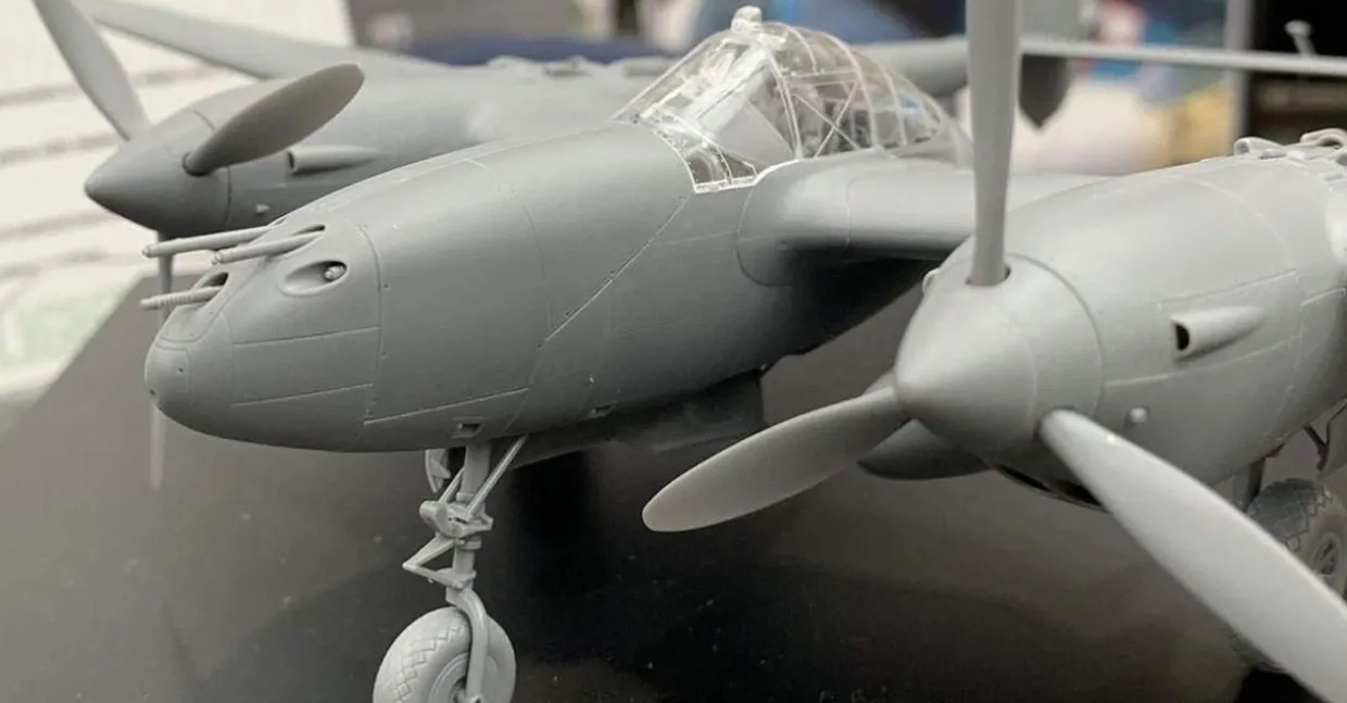 Tamiya 1/48 Lockheed P-38F/G Lightning WW2 Fighter